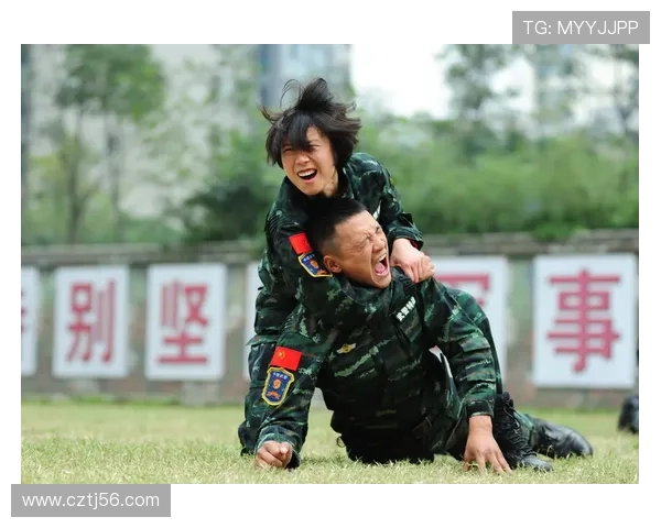 巾帼不让须眉：荧屏上的女特警风采