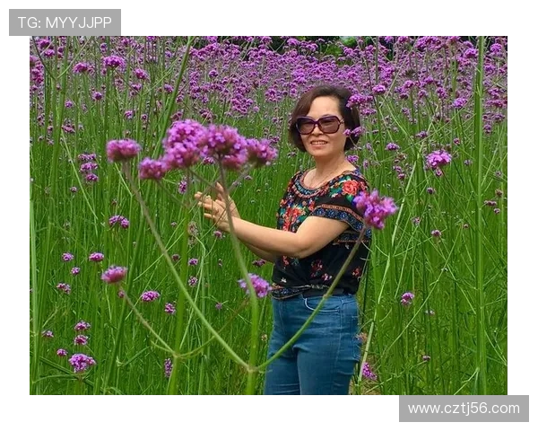 微州女人：风韵独具，岁月流芳的东方雅韵